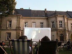 Ciné Plein Air @ Jardin de l'Hôtel de Ville de Melun - 25 août 2020 (Aquaman) - Agrandir l'image (fenêtre modale)