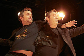 Photo du spectacle L'exercice du super héros avec Sébastien Nivault et Martin Grandperret