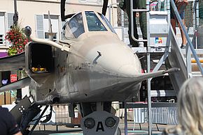 Paris Air Legend 2019 - Jaguar @ Place St Jean, Melun