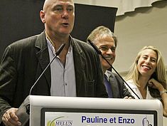 Remise médaille Pauline Ranvier et Enzo Lefort (CEMVS) - Agrandir l'image (fenêtre modale)