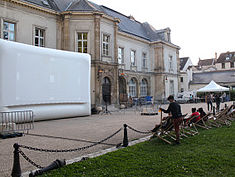 Ciné Plein Air @ Jardin de l'Hôtel de Ville de Melun - 25 août 2020 (Aquaman) - Agrandir l'image (fenêtre modale)