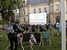 Ciné Plein Air @ Jardin de l'Hôtel de Ville de Melun - 25 août 2020 (Aquaman) - Agrandir l'image (fenêtre modale)